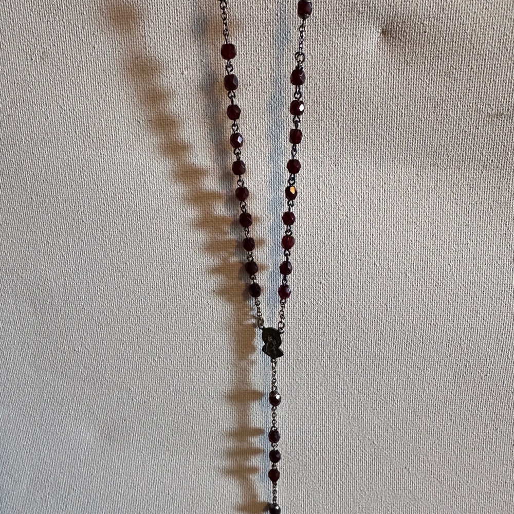 Vintage Sterling Silver and Red Garnet Beaded Cross Crucifix Rosary Necklace - Picture 7 of 7
